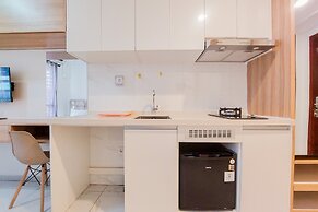 Super Homey And Nice Studio At Sky House Alam Sutera Apartment