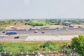 Super Homey And Nice Studio At Sky House Alam Sutera Apartment