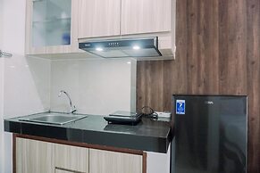 Homey And Relaxing Studio Serpong Garden Apartment