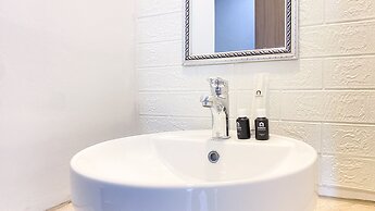 Comfortable Studio At Harco Mangga Besar Apartment