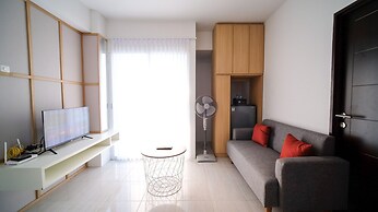 Homey And Comfy 2Br Apartment At Suncity Residence