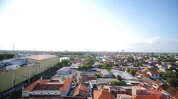 Homey And Comfy 2Br Apartment At Suncity Residence