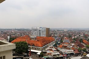 Modern 2Br At Apartment Gateway Ahmad Yani Cicadas