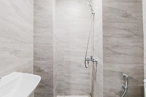 Good And Homey Studio At Collins Boulevard Apartment