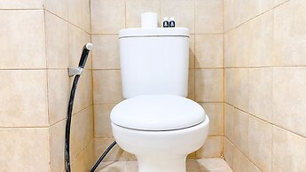 Cozy 2Br Green Pramuka City Apartment Near Shopping Mall