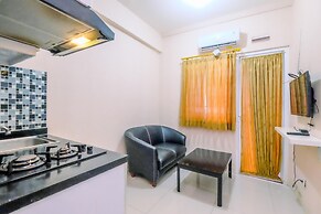 Cozy 2Br Green Pramuka City Apartment Near Shopping Mall