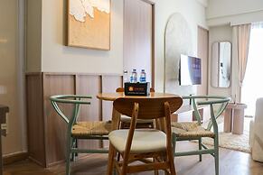 Brand New 2Br At Tamansari Panoramic Apartment