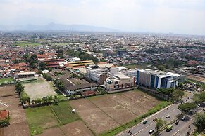 Brand New 2Br At Tamansari Panoramic Apartment