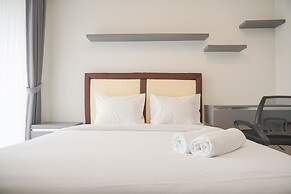Minimalist And Nice Studio At Gold Coast Apartment