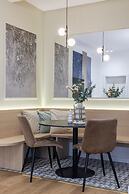 Luxury Piata Romana 2BR Urban Sanctuary by HOLT