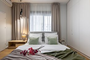 Luxury Piata Romana 2BR Urban Sanctuary by HOLT