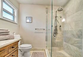 Victoria Park Oasis with Heated Pool