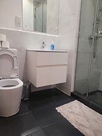 RT PROPERTIES  @ THE GARDENS