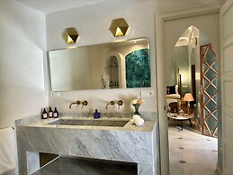 Riad LallaBaya