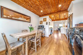 Charming 2 BDR Seaside Cottage 5 Min to Beach!