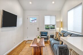 Charming 2 BDR Seaside Cottage 5 Min to Beach!