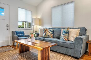 Charming 2 BDR Seaside Cottage 5 Min to Beach!