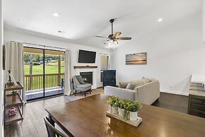 Quackerdoodle Landing - 2 Bdr, Golf Course Views