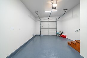 Your Dream Seaside Vacation! Charming 2 BDR Home