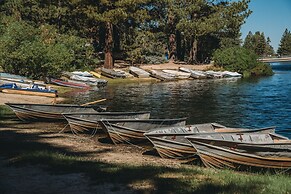 Lake House Bungalow