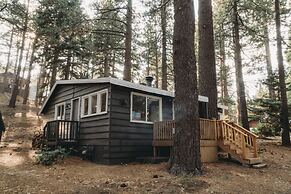 Lake House Bungalow