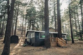 Lake House Bungalow