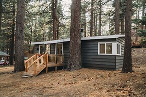 Lake House Bungalow