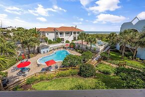 Seas the Day Ocean Views!