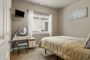 Hot-tub, Pet-friendly, 30 min to Mt Bachelor!