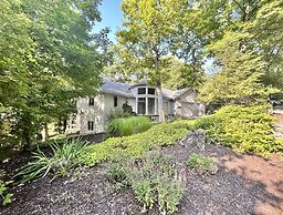 Spacious 4 BDR Home in Desirable Abbey Springs!