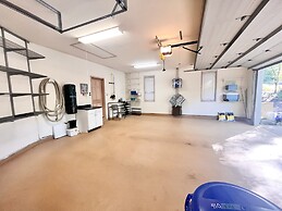 Spacious 4 BDR Home in Desirable Abbey Springs!