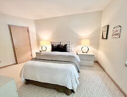 Spacious 4 BDR Home in Desirable Abbey Springs!