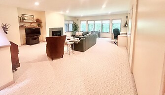 Spacious 4 BDR Home in Desirable Abbey Springs!