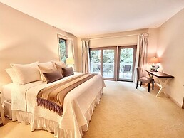 Spacious 4 BDR Home in Desirable Abbey Springs!