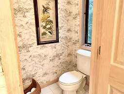 Spacious 4 BDR Home in Desirable Abbey Springs!