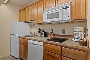 Cascade Mountain Oasis