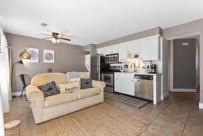 Branson Vacation Station - Charming 1 BDR Condo in the Middle of Every