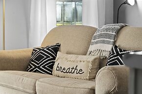 Branson Vacation Station - Charming 1 BDR Condo in the Middle of Every