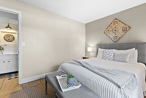 Branson Vacation Station - Charming 1 BDR Condo in the Middle of Every