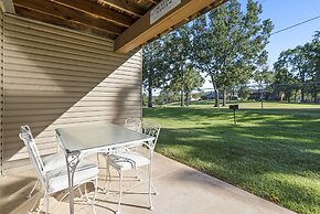 Branson Vacation Station - Charming 1 BDR Condo in the Middle of Every