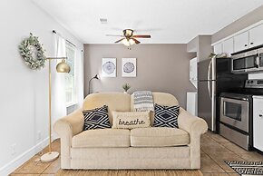 Branson Vacation Station - Charming 1 BDR Condo in the Middle of Every