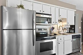 Branson Vacation Station - Charming 1 BDR Condo in the Middle of Every