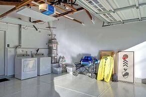 Immaculate 3 BDR in Oceanside Private Pool & Spa