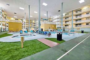 Resort Bungalow Private Boardwalk to the Ocean!