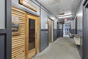 Resort Bungalow Private Boardwalk to the Ocean!