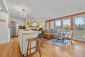 Paradise in the Pines