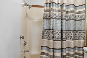 Paradise in the Pines