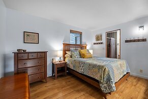 Paradise in the Pines