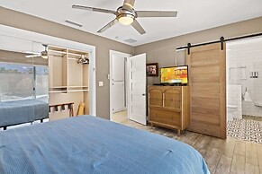 3 BDR Desert Oasis in the Heart of Palm Springs!