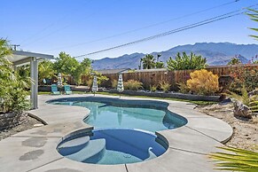 3 BDR Desert Oasis in the Heart of Palm Springs!
